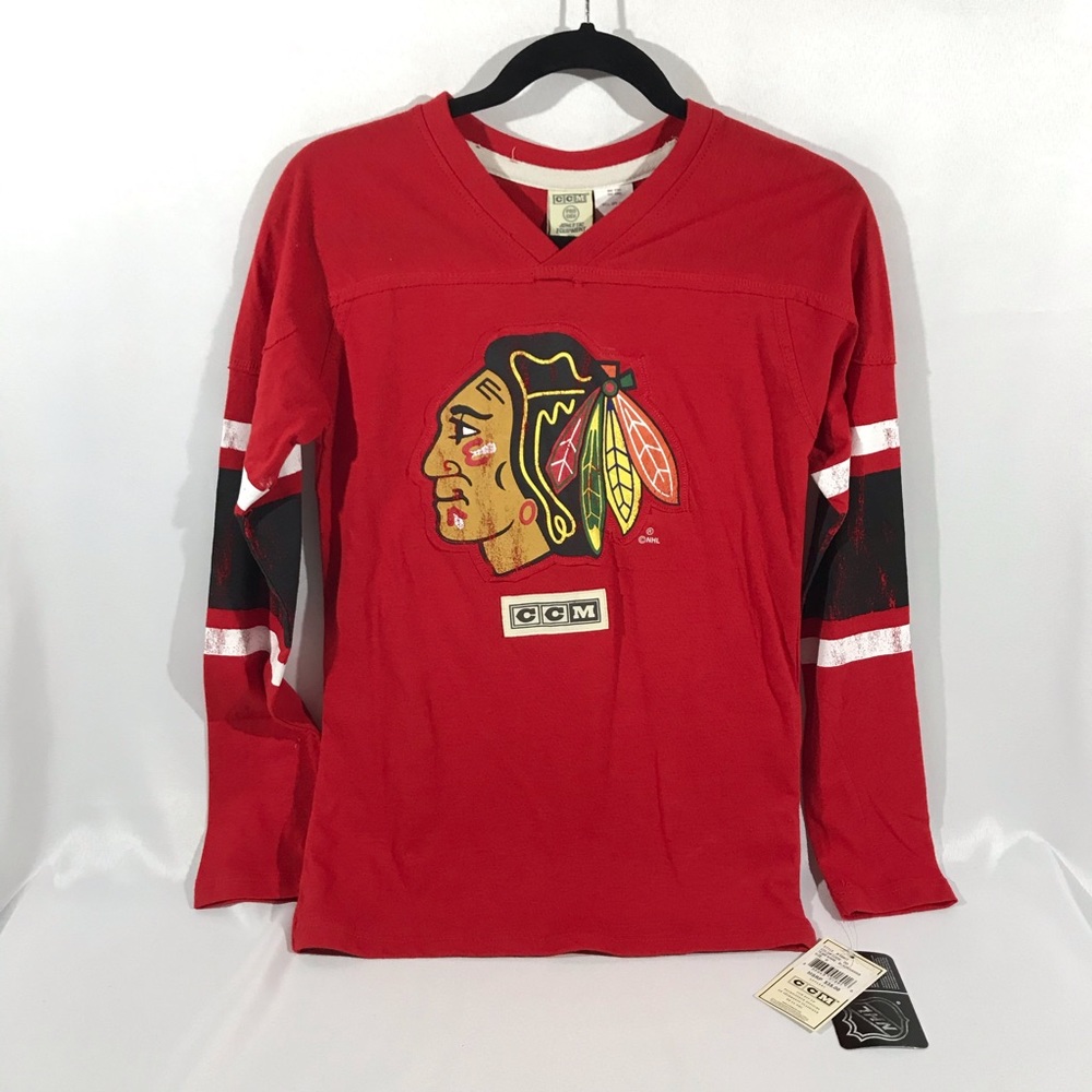 Chicago Blackhawks Vneck L/S Tee Boys Medium 10-12